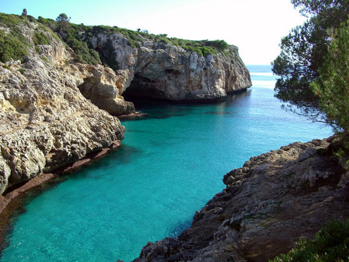 pescaturismemallorca.com excursions en vaixell a Cala Varques Mallorca