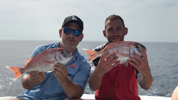 NAVEGA, PESCA, DISFRUTA DEL MOMENTO